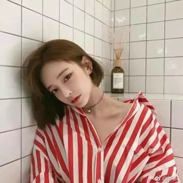 女警出更